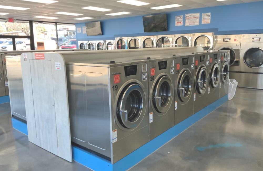 Loads of Clothes Donelson